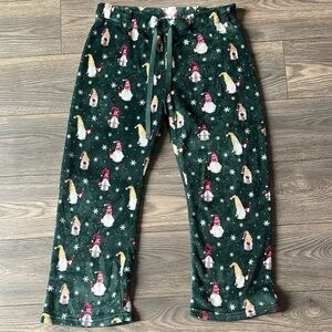 Daydreamer Green Festive Pajama Bottoms with Cozy Details